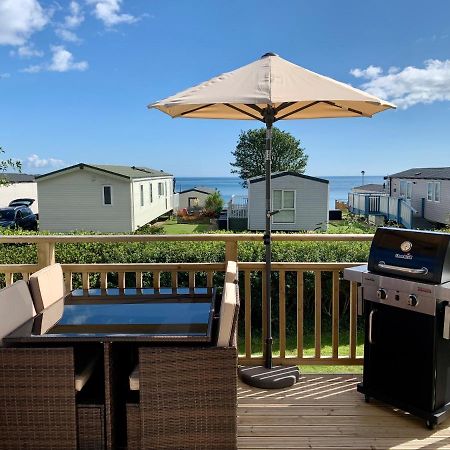 Lydstep Beach Bayview 3-Bedroom Holiday Home Tenby Exterior foto