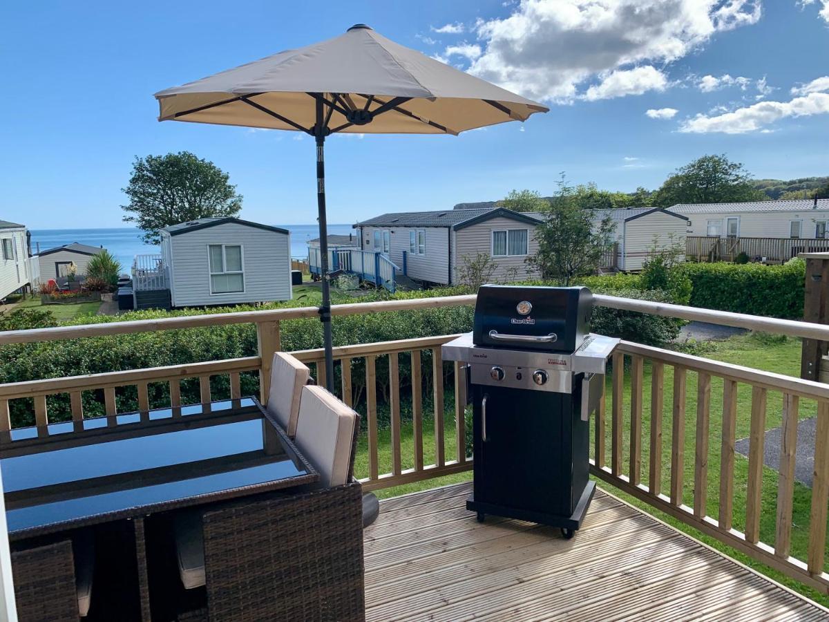 Lydstep Beach Bayview 3-Bedroom Holiday Home Tenby Exterior foto