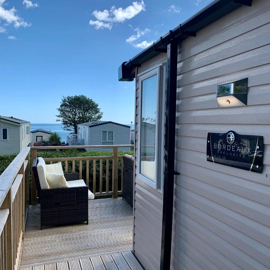Lydstep Beach Bayview 3-Bedroom Holiday Home Tenby Exterior foto